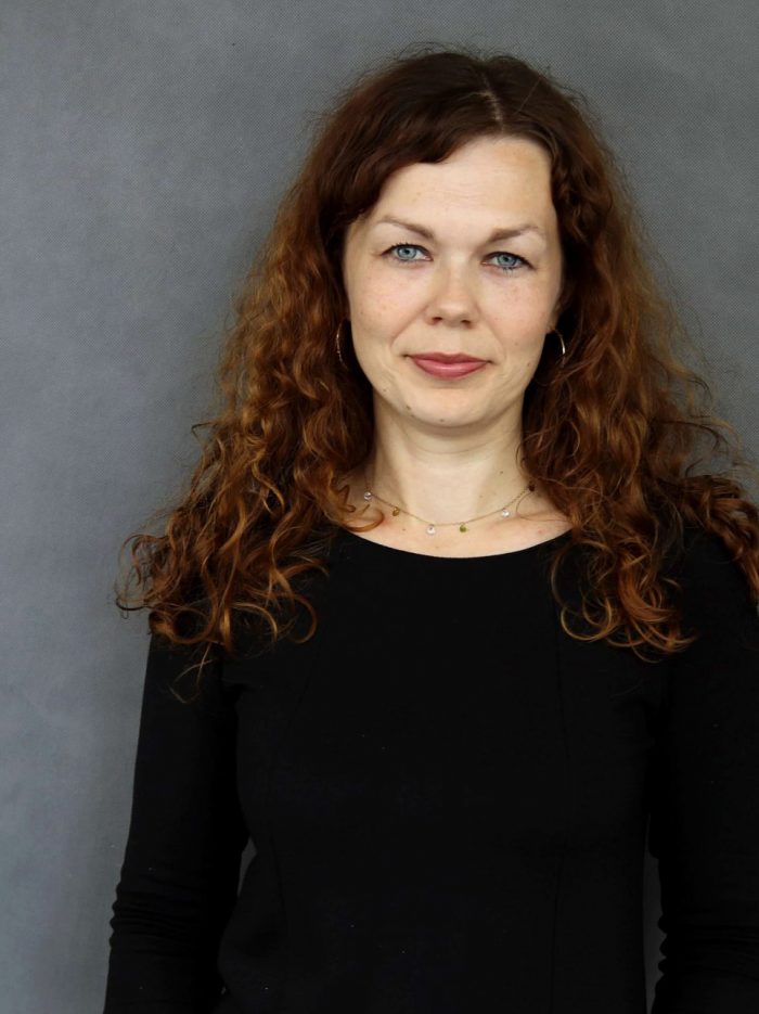 DR MONIKA MAJ-GOLIANEK Dziekan kierunku Pedagogika przedszkolna i wczesnoszkolna