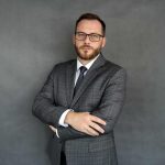 mgr Marcin Pastuszak Dziekan kierunku Administracja