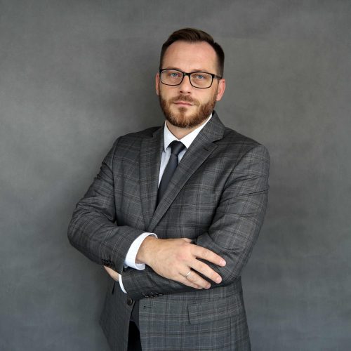 mgr Marcin Pastuszak Dziekan kierunku Administracja