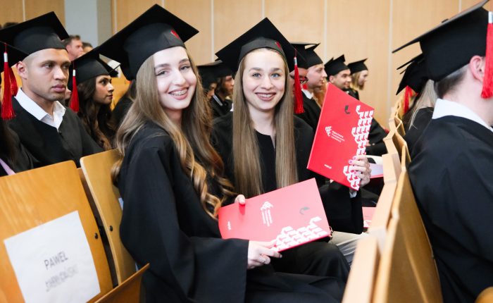 Jakie są w Polsce stopnie naukowe i jak je osiągnąć?