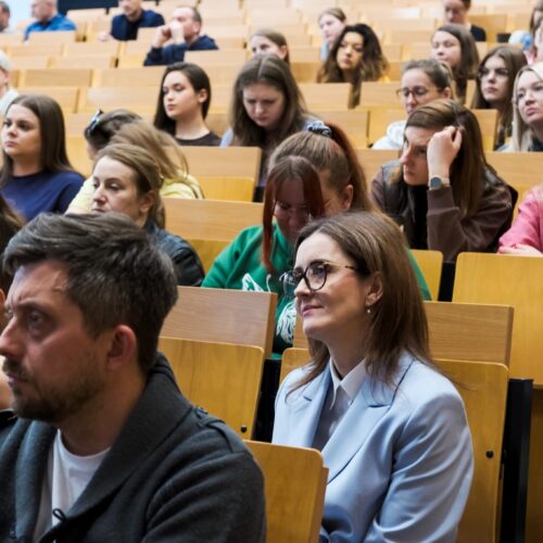 Studenci WSPA uczestniczyli w wykładzie posłanki do Parlamentu Europejskiego Marty Wcisło o programie SAFE